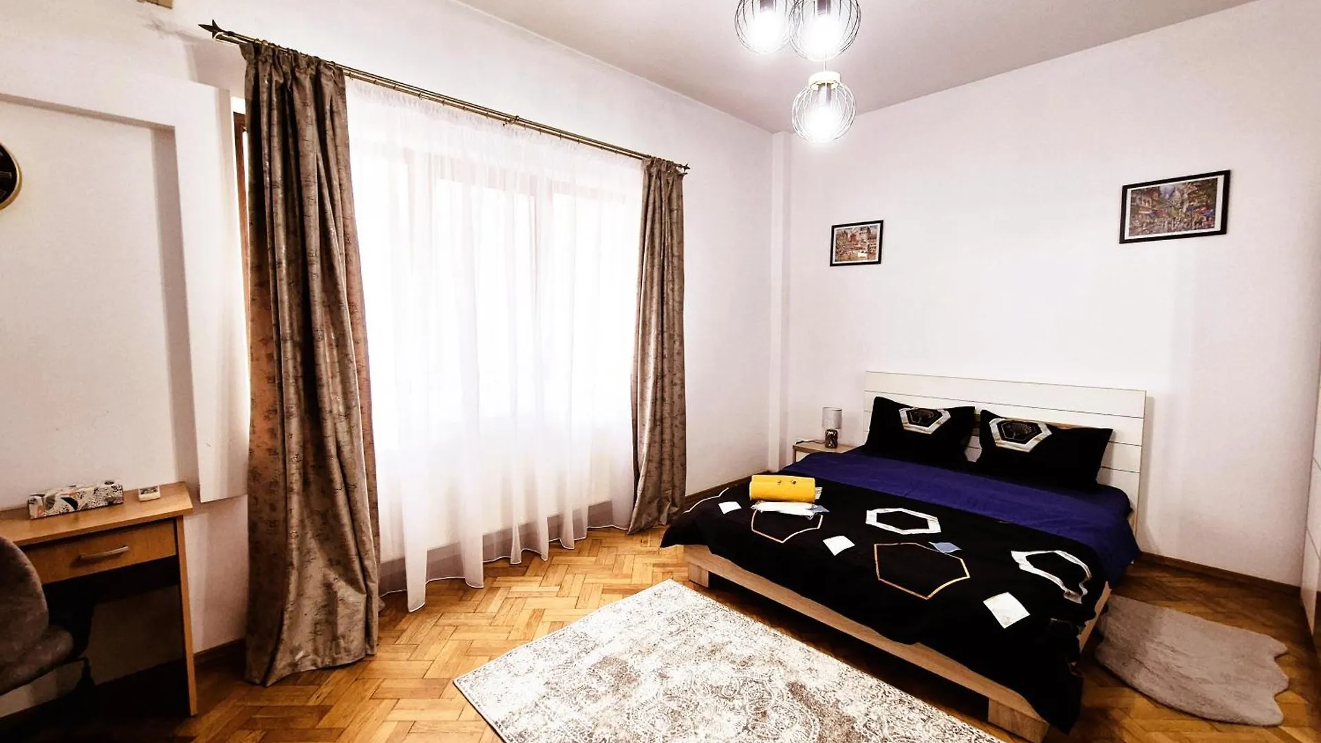 Apartment Old Town Comfort & Stylish - 2Br Bucharest