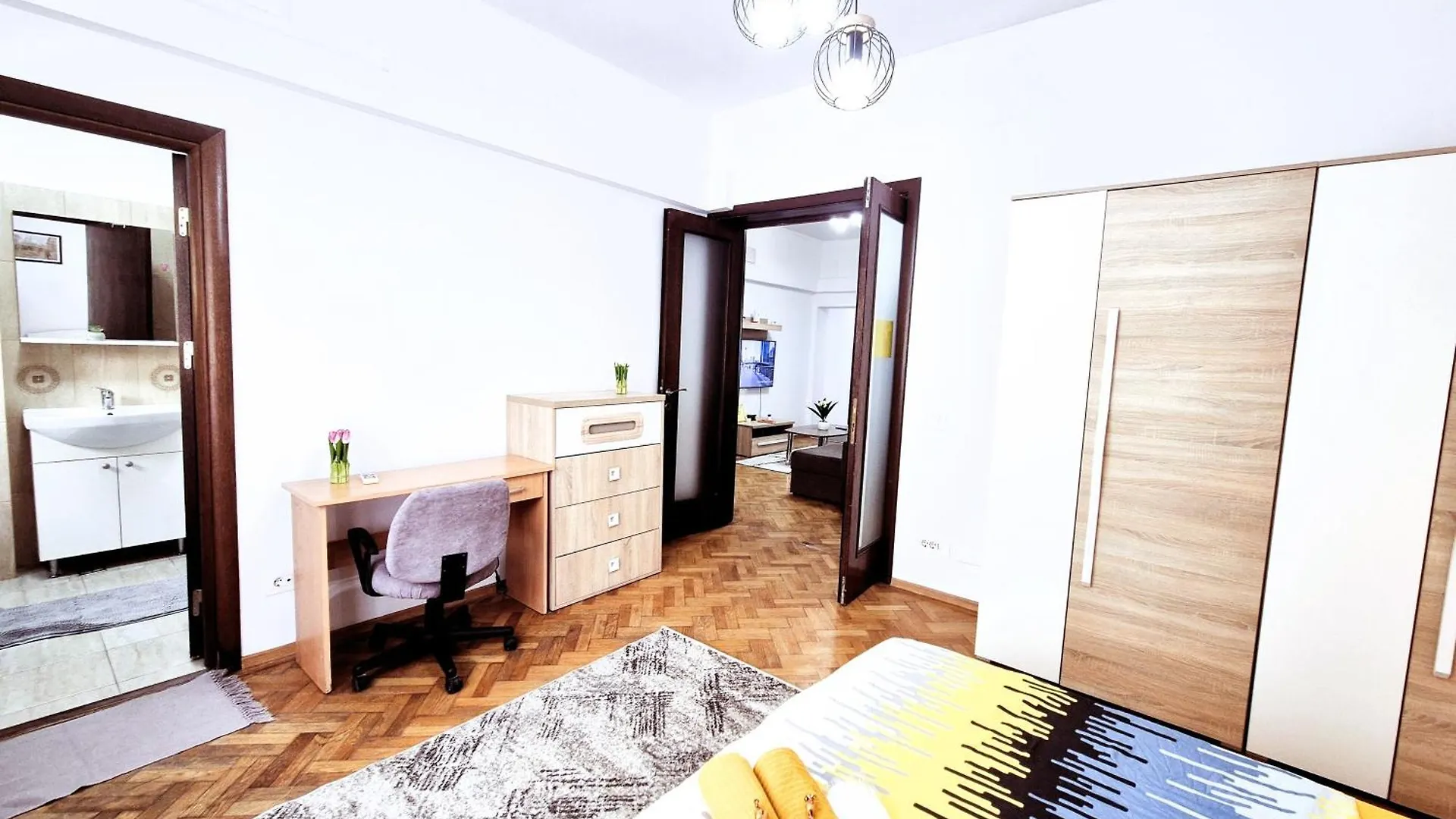 Old Town Comfort & Stylish - 2Br Bukurešť 0*,