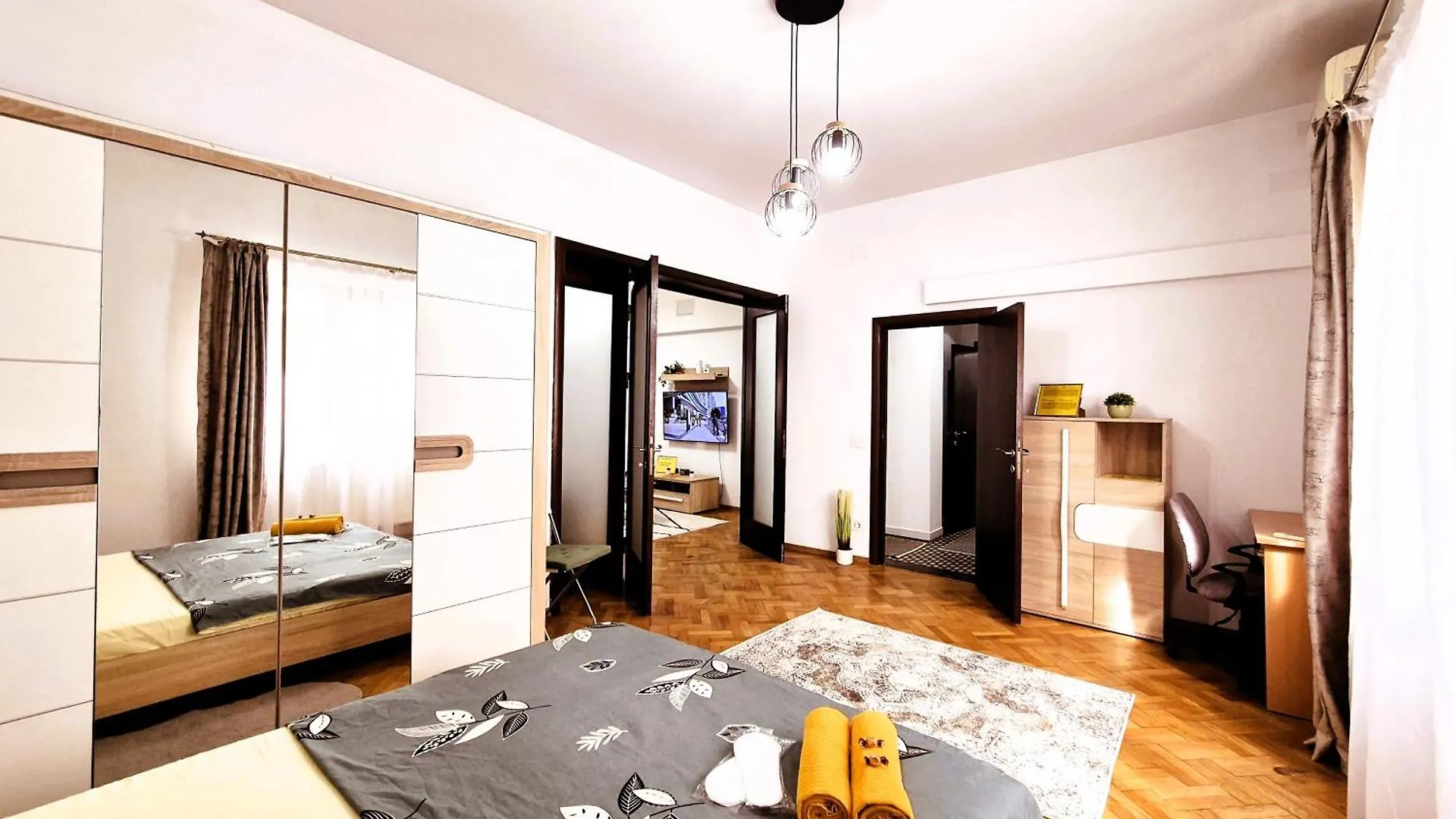 Old Town Comfort & Stylish - 2Br Bukurešť Apartmán