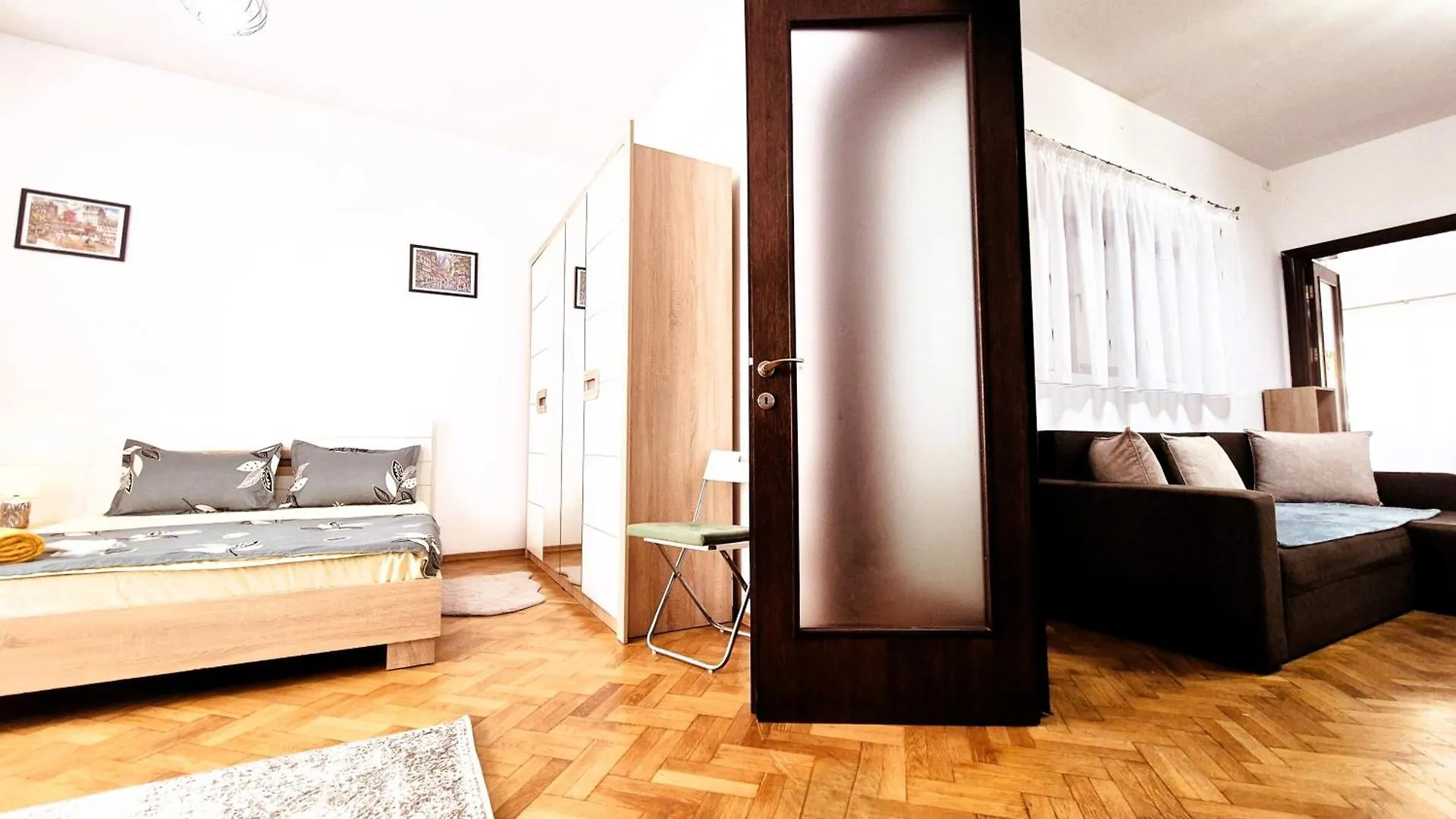 Old Town Comfort & Stylish Apartment Bukarest 0*,  Rumänien